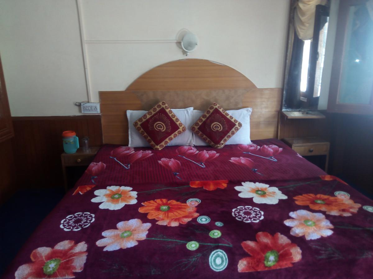 Hotel Everest Manāli Exteriér fotografie