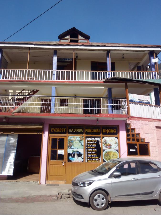 Hotel Everest Manāli Exteriér fotografie